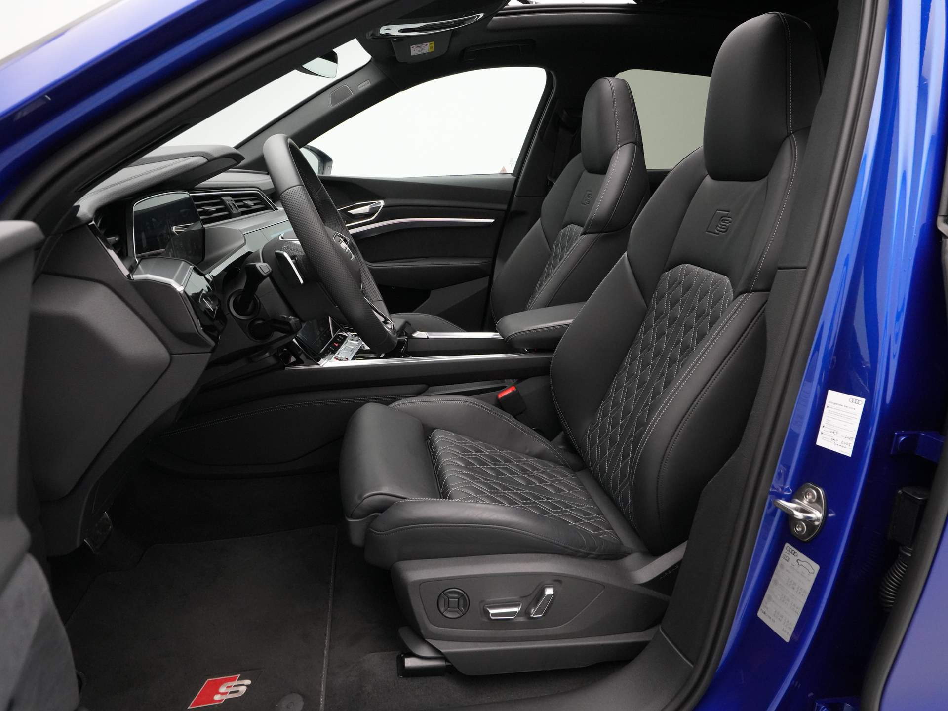 Audi - Q8 Sportback e-tron S quattro SQ8 115 kWh - 2023