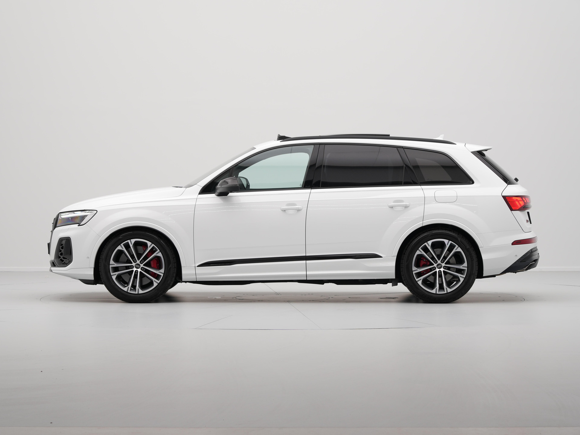 Audi - Q7 60 TFSI e quattro 490 Tiptronic Pro Line S Competition - 2024