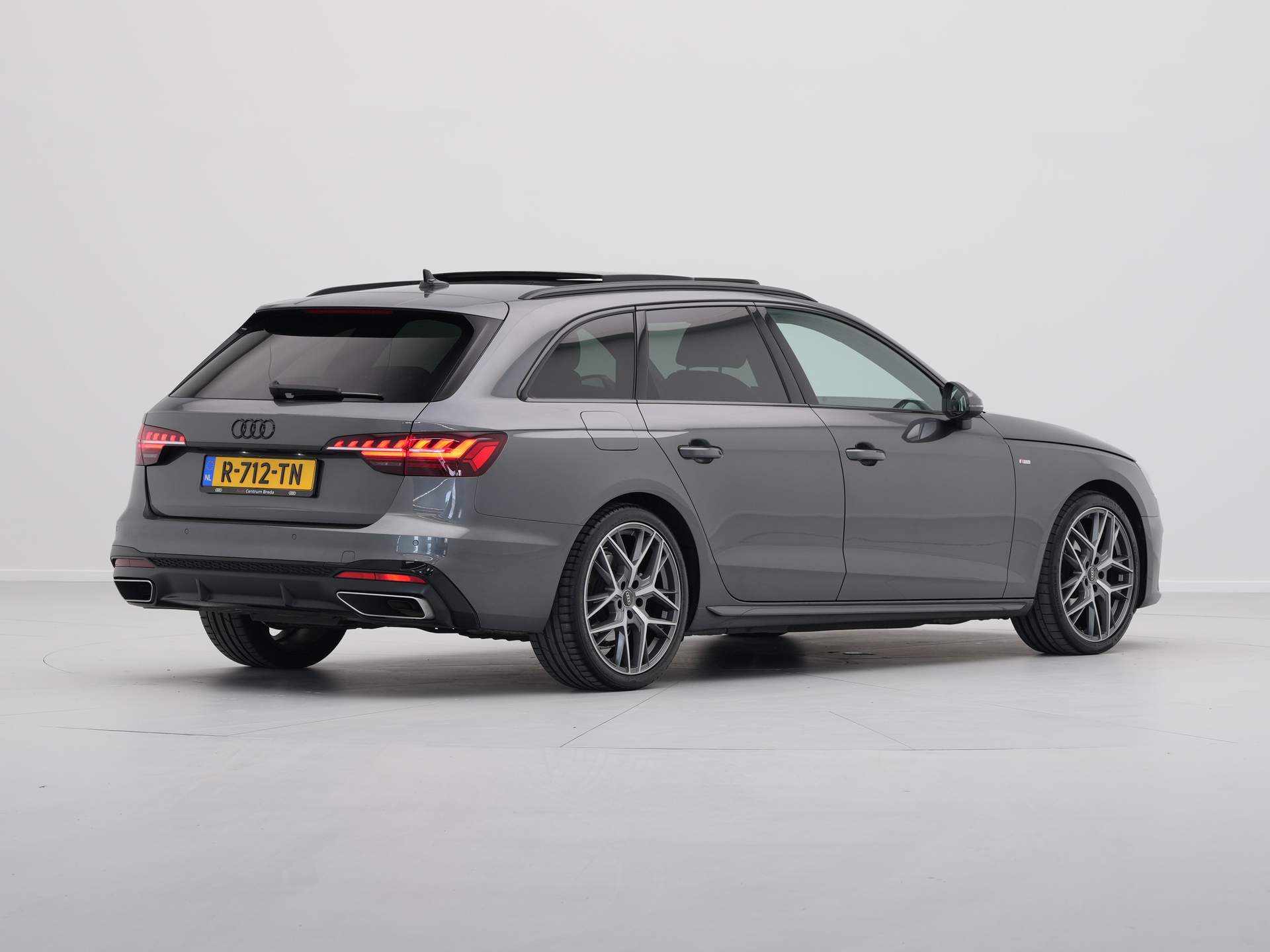 Audi - A4 Avant 35 TFSI S edition 110kW/150pk S Line - 2022