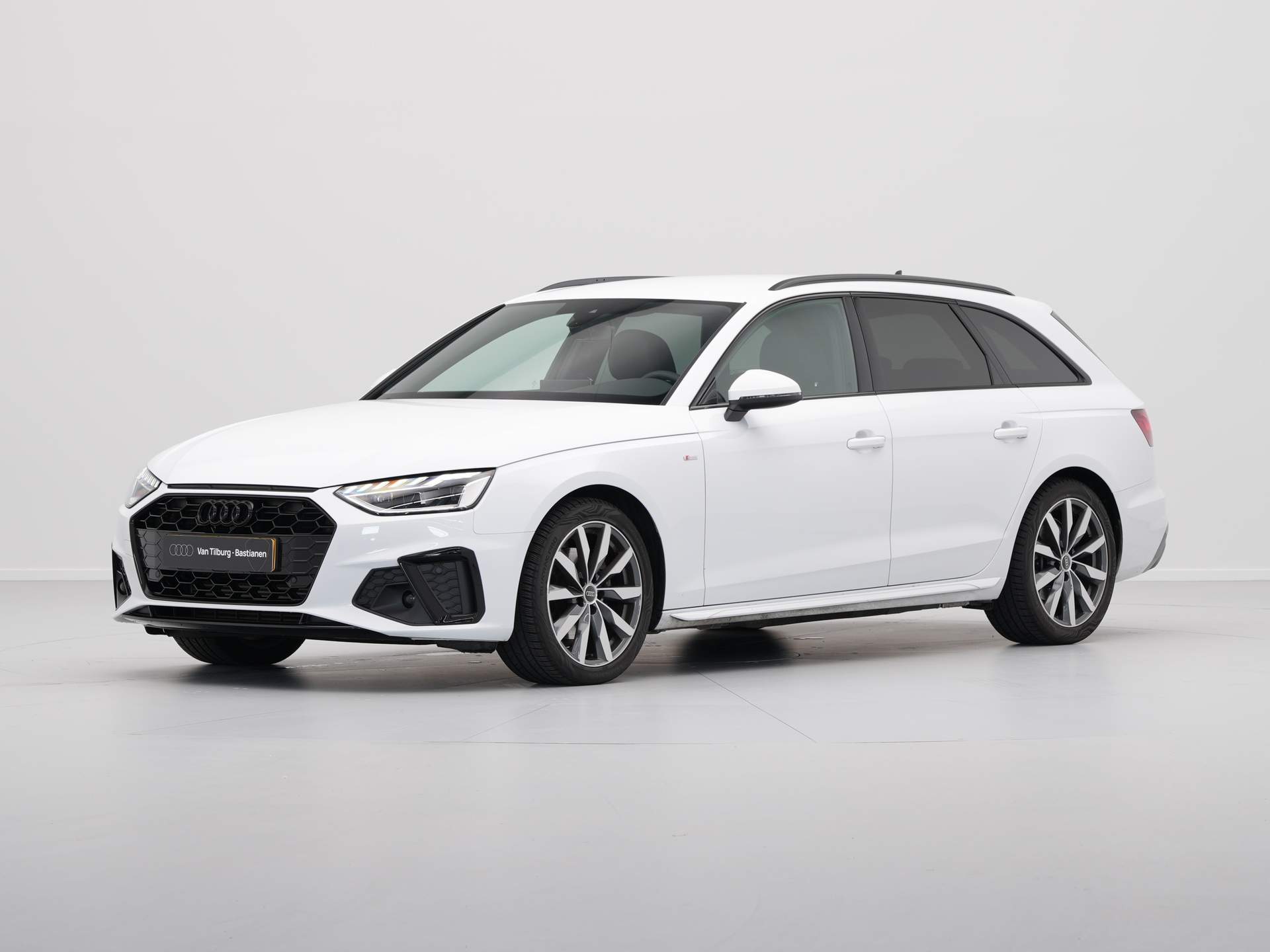 Audi - A4 Avant 35 TFSI S edition Competition - 2024