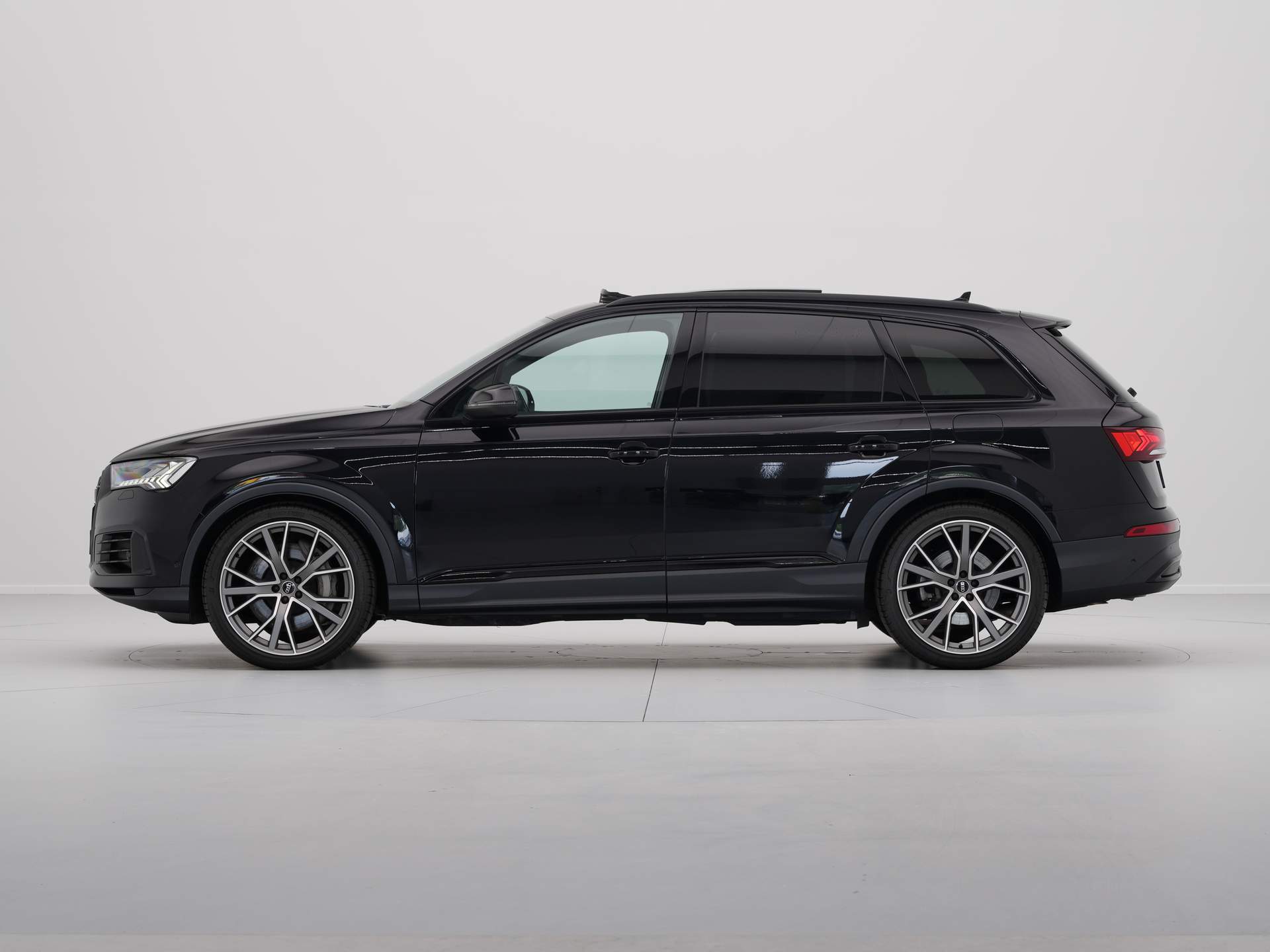 Audi - Q7 55 TFSI e quattro Pro Line S - 2021