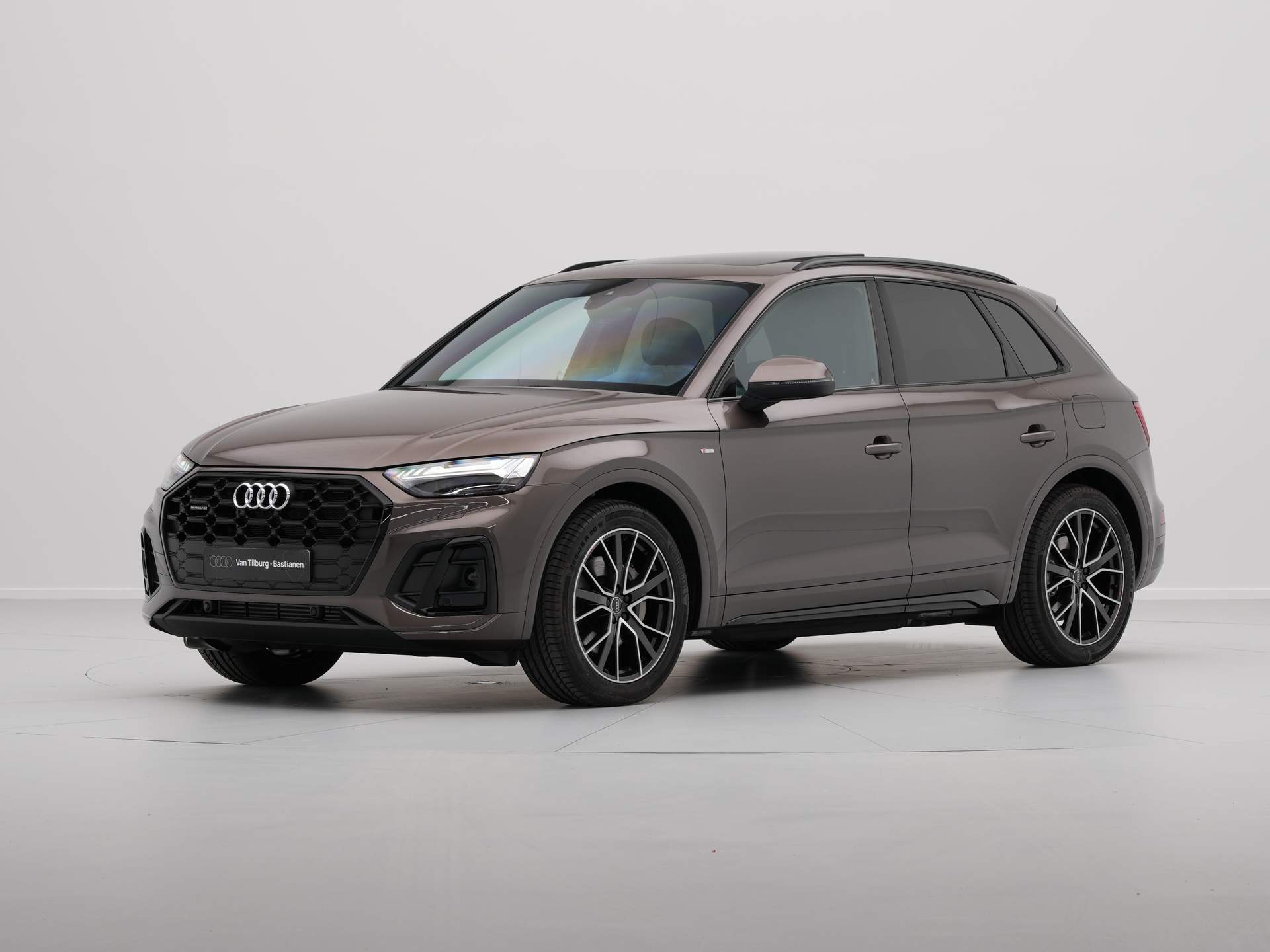 Audi - Q5 50 TFSI e S edition Competition - 2024