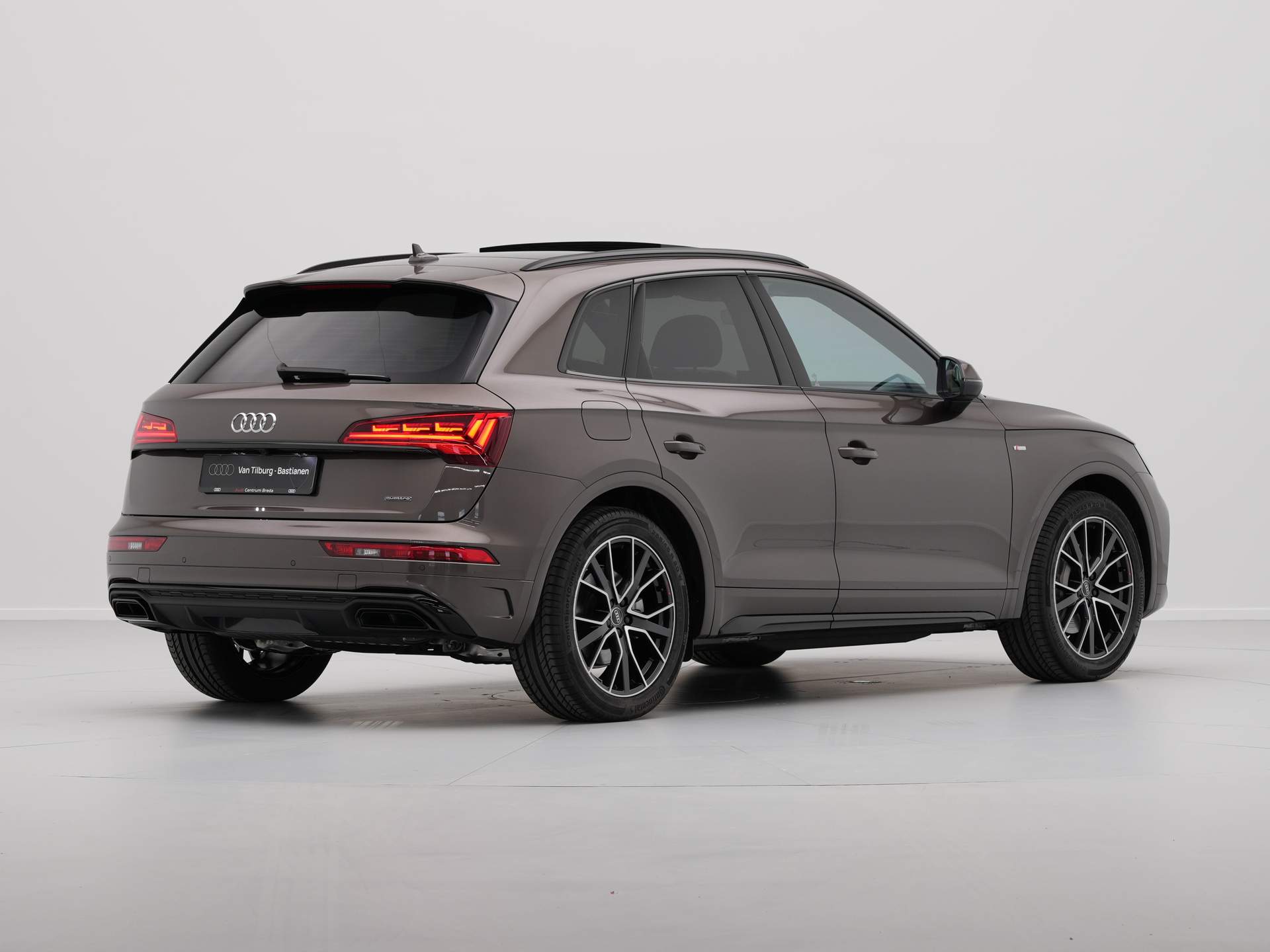 Audi - Q5 50 TFSI e S edition Competition - 2024