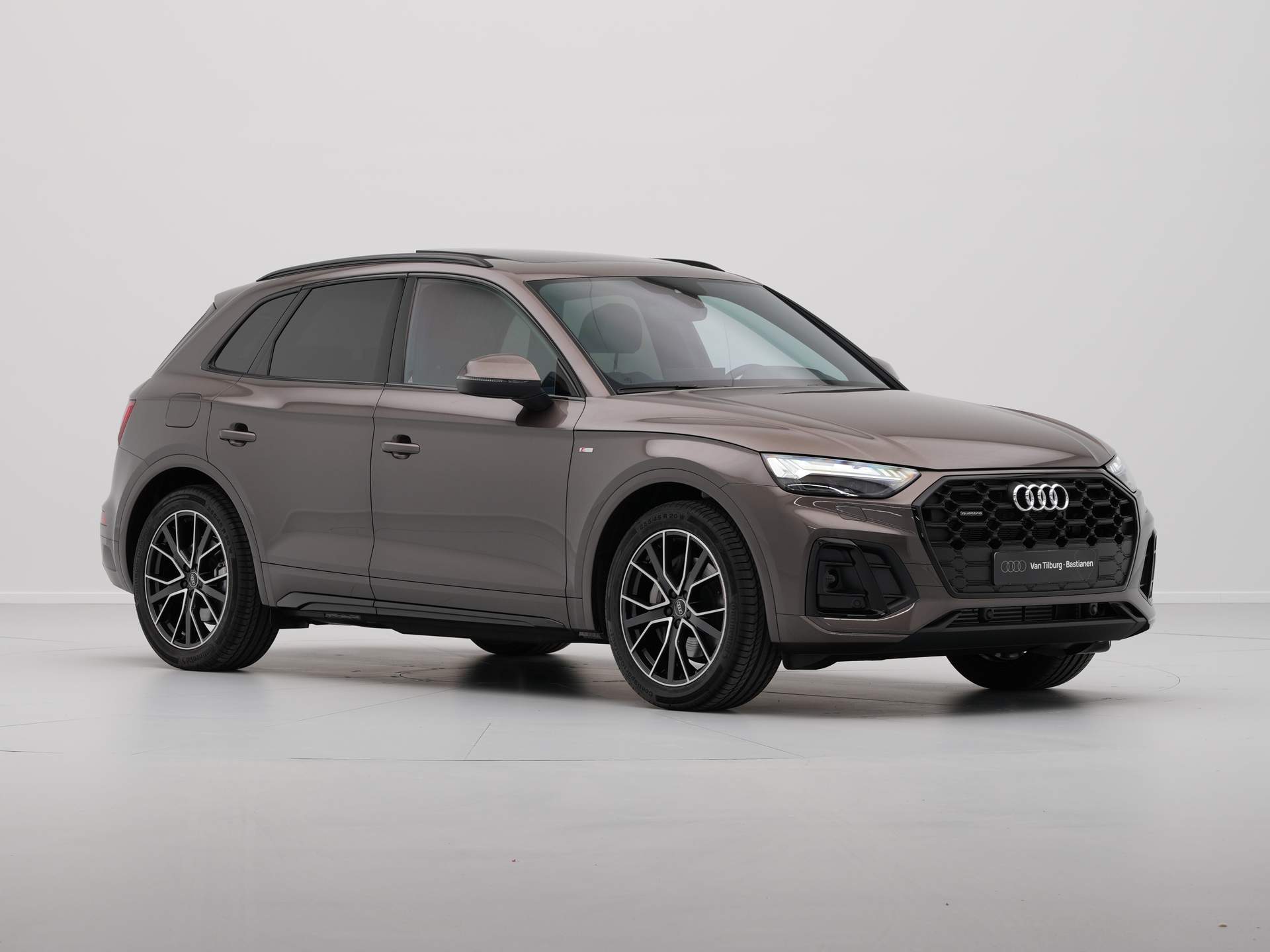 Audi - Q5 50 TFSI e S edition Competition - 2024