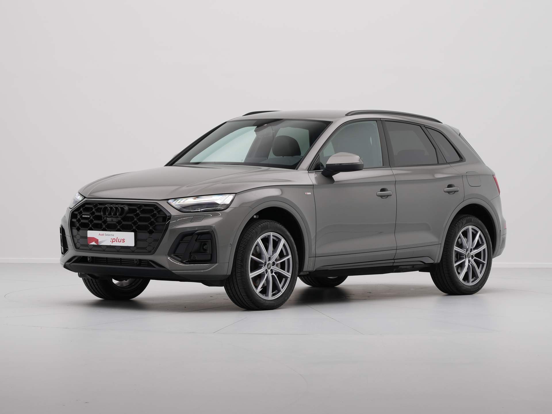 Audi - Q5 55 TFSI e 270 kW/367 pk Quattro S-Tronic S-edition - 2023