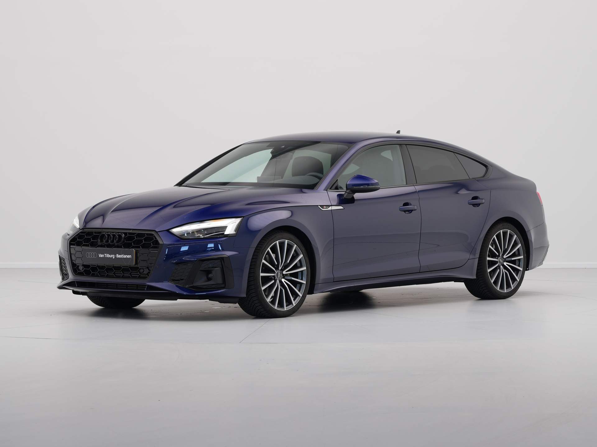 Audi - A5 Sportback 35 150pk TFSI S edition Competition - 2024