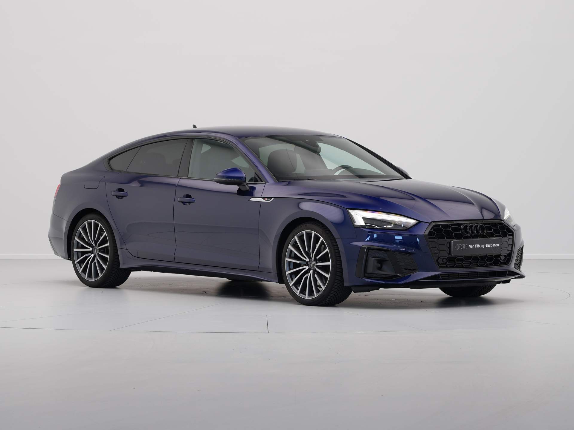 Audi - A5 Sportback 35 150pk TFSI S edition Competition - 2024