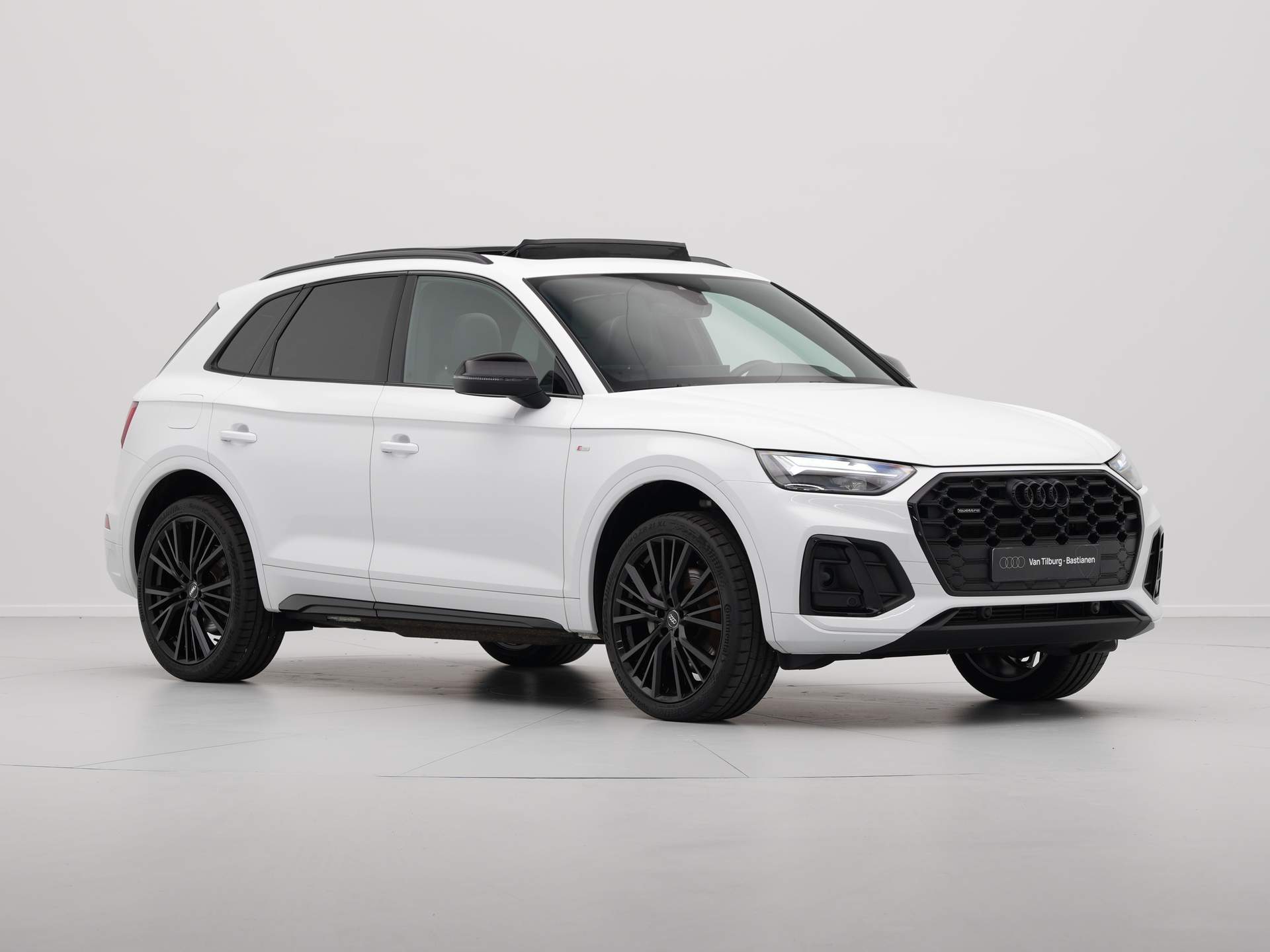 Audi - Q5 50 TFSI e S-Line edition - 2022