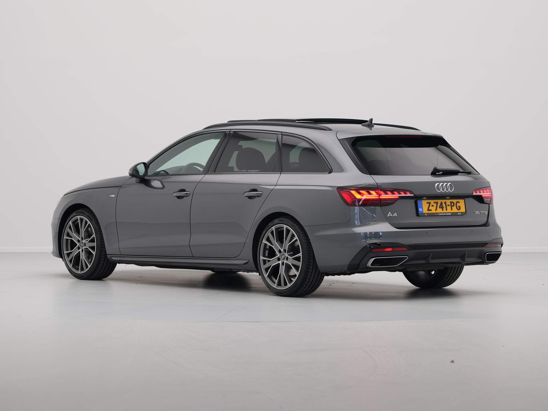 Audi - A4 Avant 35 TFSI S-Line Competition - 2024