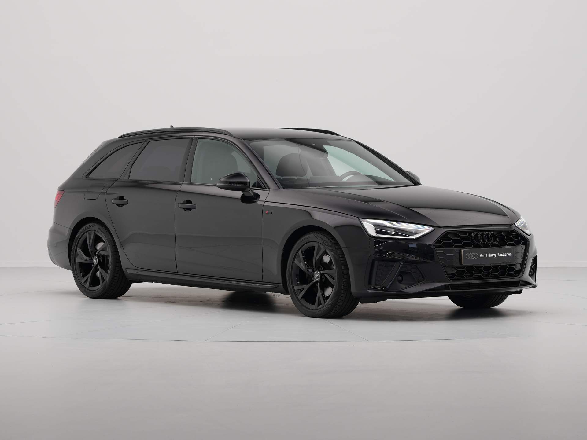 Audi - A4 Avant 35 TFSI S edition - 2023